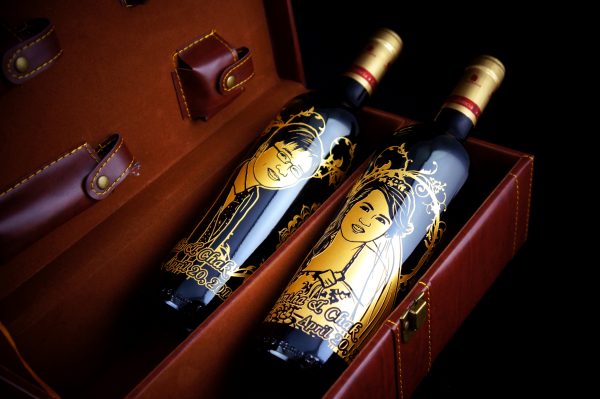 Double Bottle Artificial Leather Box with Wine Accessories